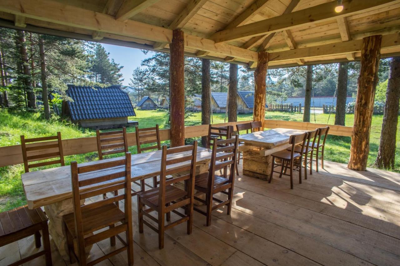 זבליאק Eco Camp Chalets Pod Gorom מראה חיצוני תמונה
