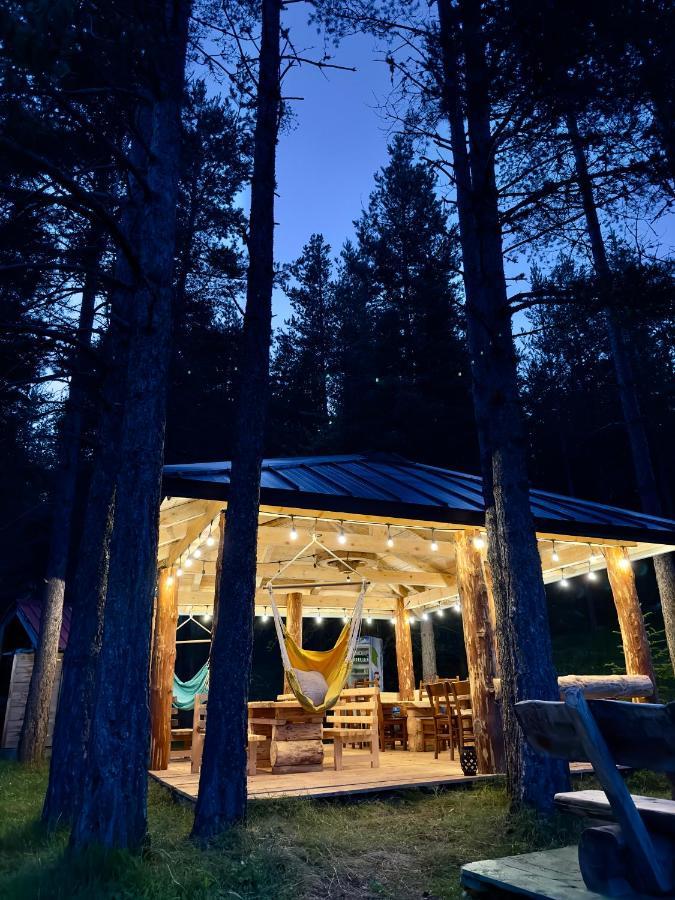 זבליאק Eco Camp Chalets Pod Gorom מראה חיצוני תמונה