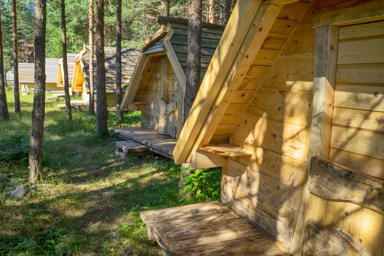 זבליאק Eco Camp Chalets Pod Gorom מראה חיצוני תמונה