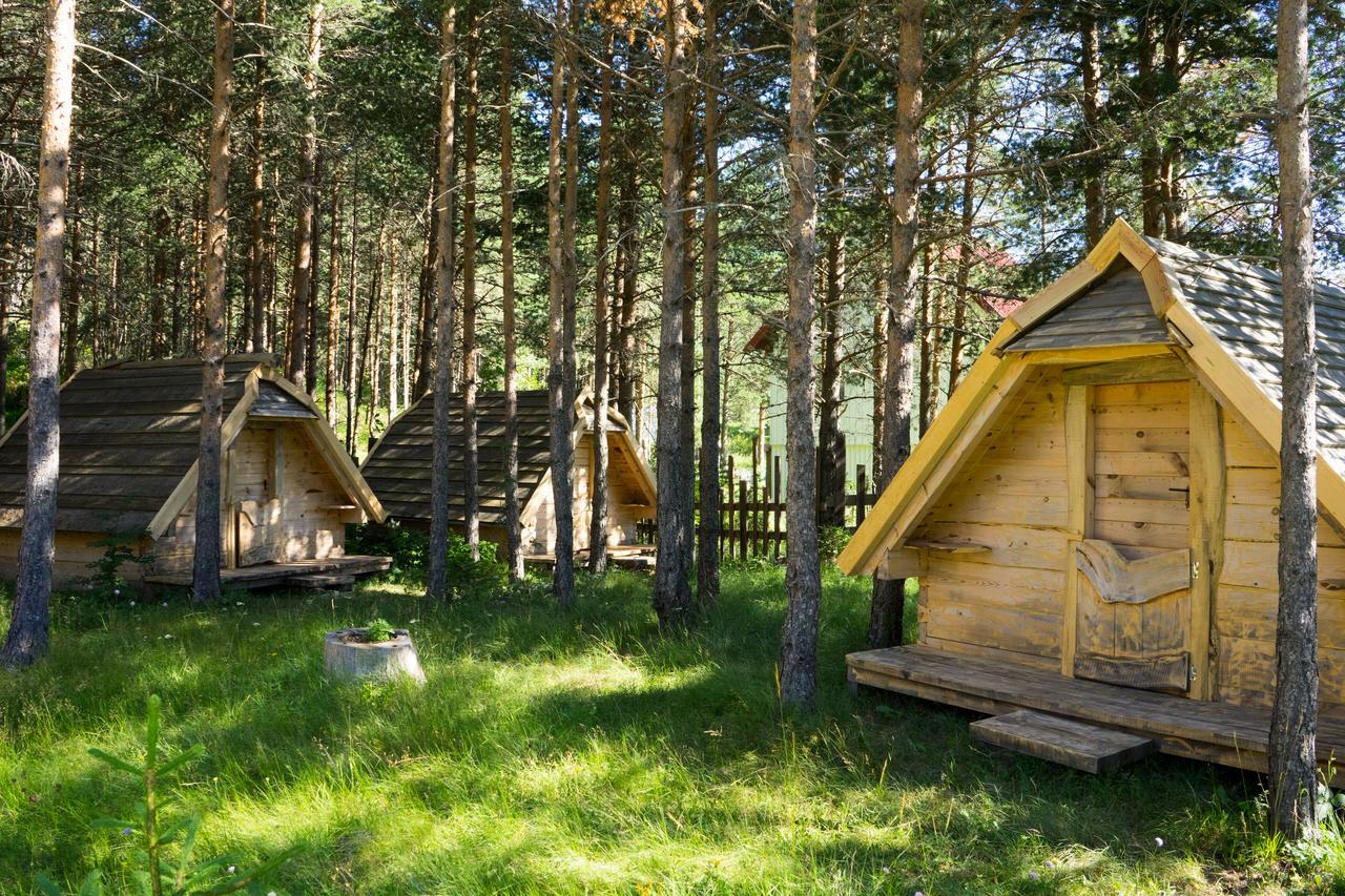 זבליאק Eco Camp Chalets Pod Gorom מראה חיצוני תמונה