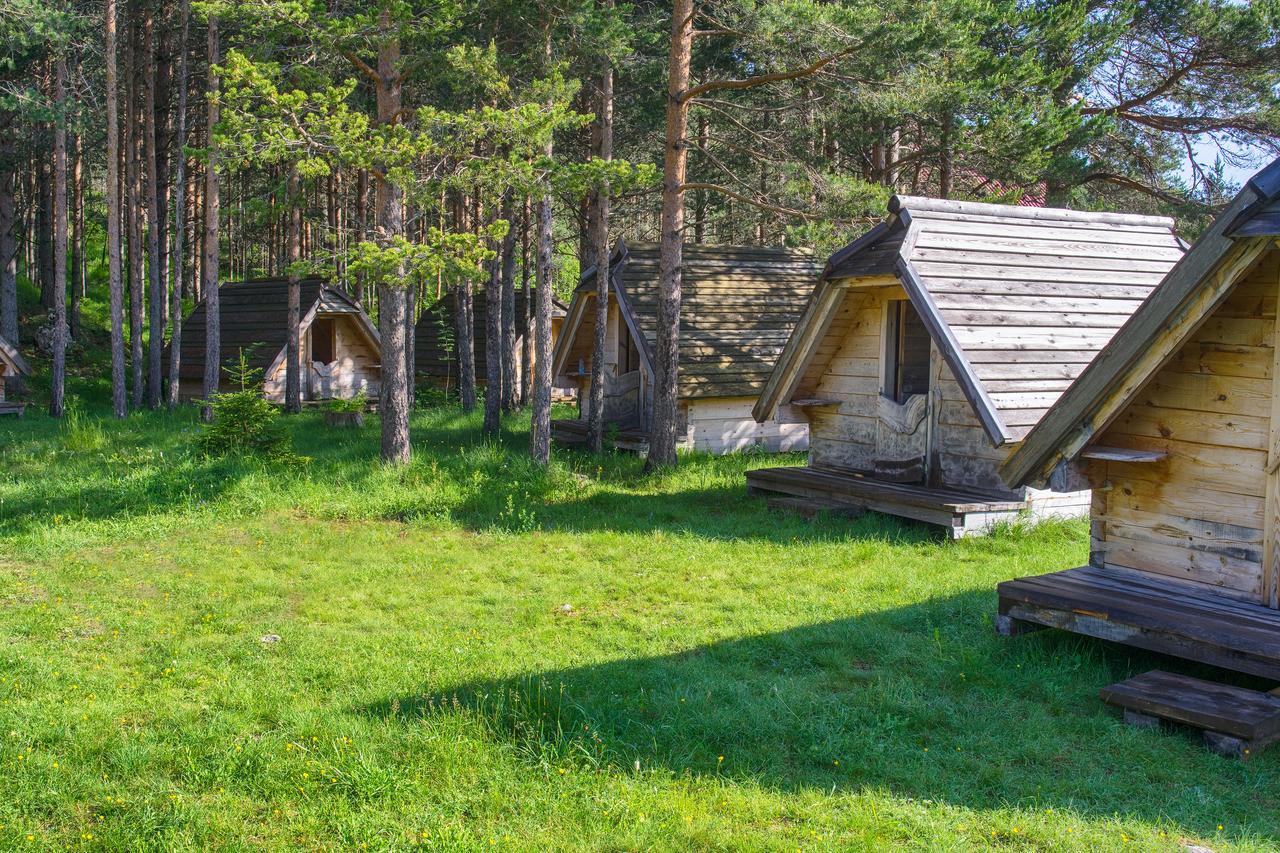זבליאק Eco Camp Chalets Pod Gorom מראה חיצוני תמונה