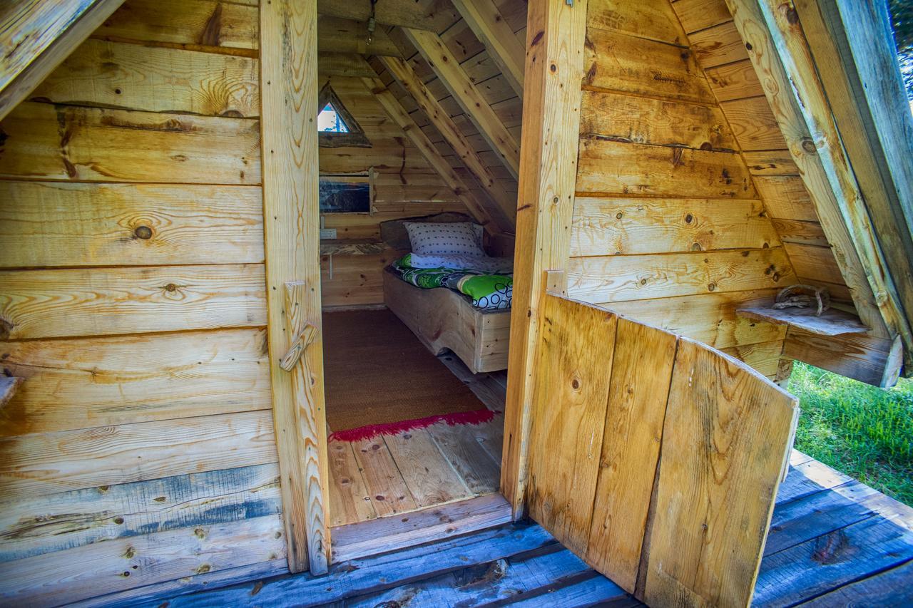 זבליאק Eco Camp Chalets Pod Gorom מראה חיצוני תמונה