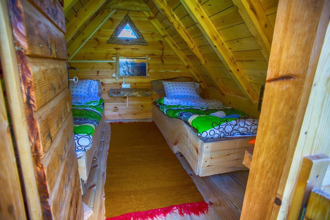 זבליאק Eco Camp Chalets Pod Gorom מראה חיצוני תמונה