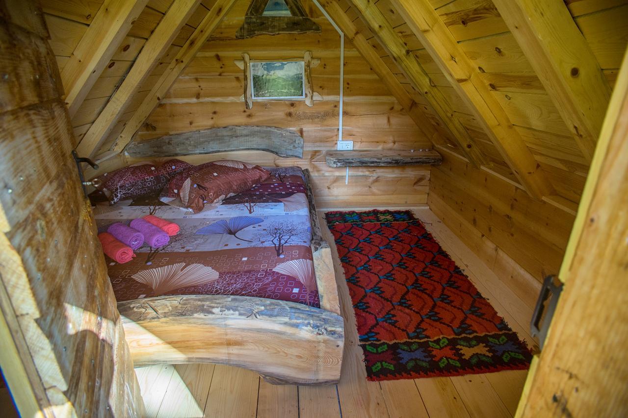 זבליאק Eco Camp Chalets Pod Gorom מראה חיצוני תמונה